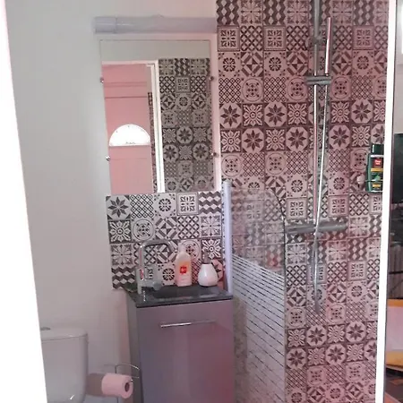 Accommodatie bij particulieren Balneo Rouge Et Noir Du Maloya Lacaune