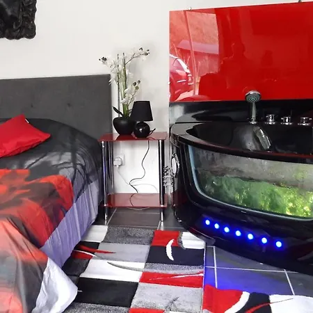 Balneo Rouge Et Noir Du Maloya Accommodatie bij particulieren *
